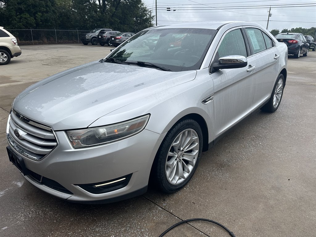 2013 Ford Taurus