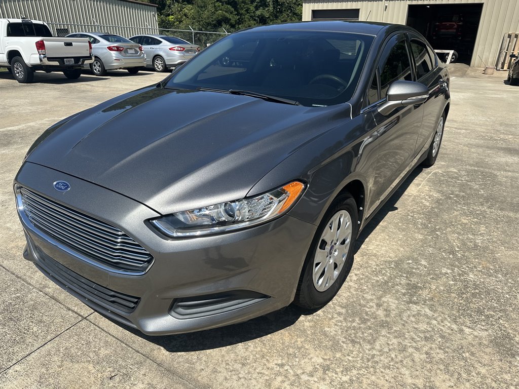 2013 Ford Fusion S