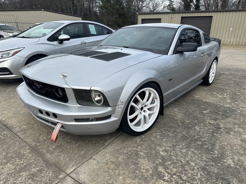 2007 Ford Mustang's photo