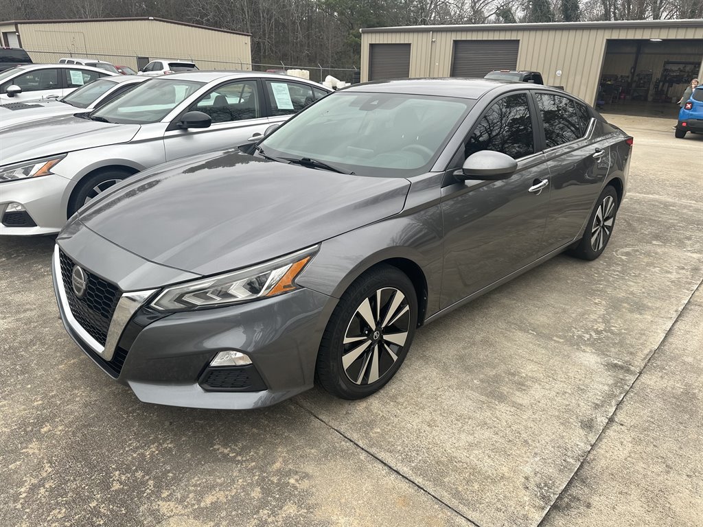 2021 Nissan Altima SV's photo