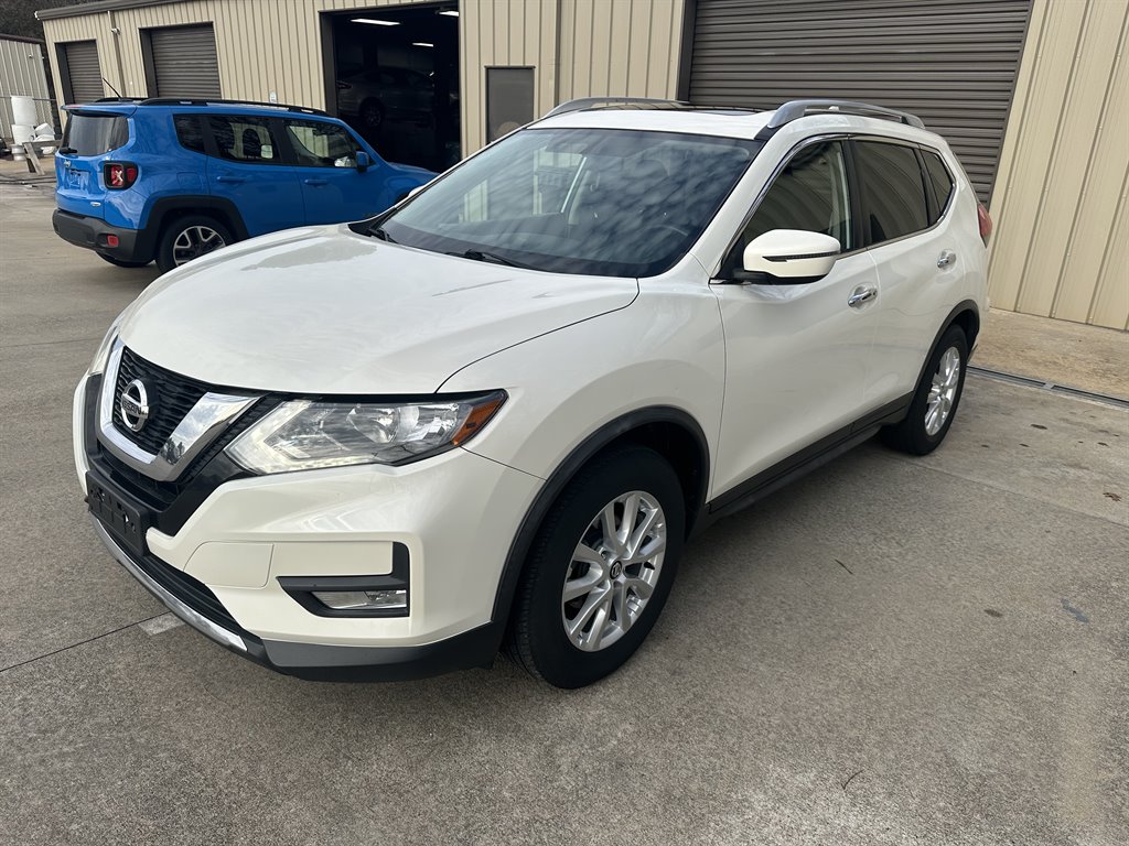 2017 Nissan Rogue SV