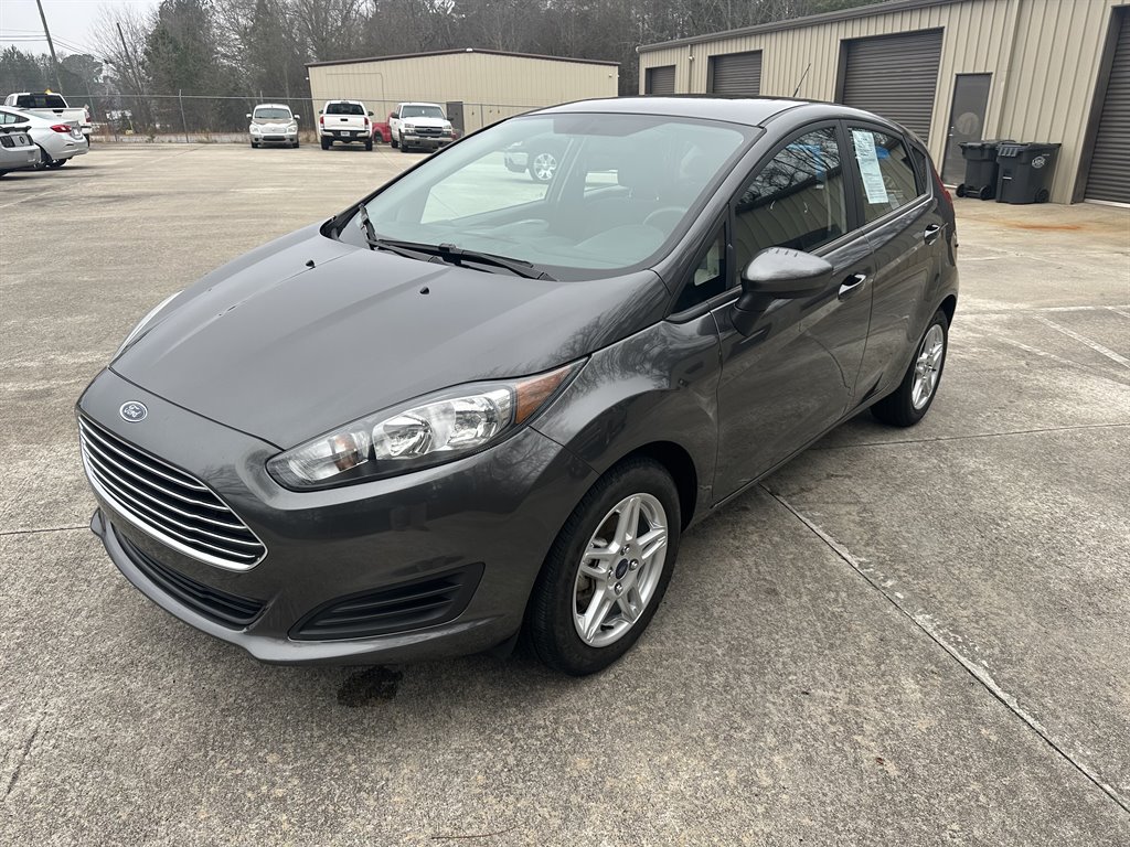 2018 Ford Fiesta SE's photo